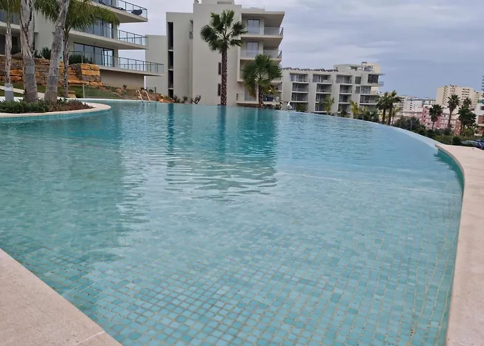 Celeste @ Oasis Mar