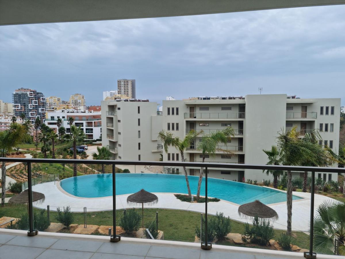 Celeste @ Oasis Mar Apartment *